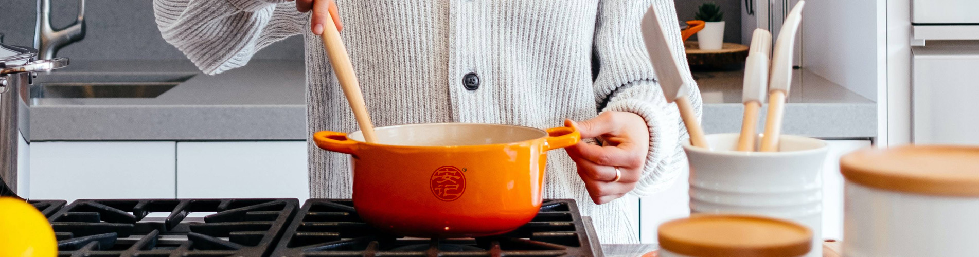 无码八A片人妻少妇久久